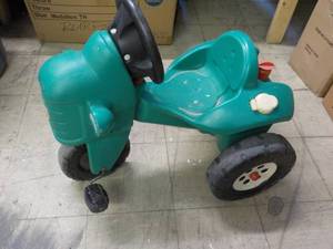 lot 112 image: Peddle Tractor...