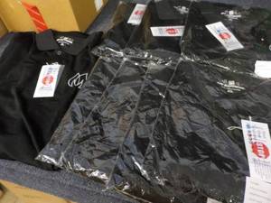 lot 113 image: 1 New Ladies Short Sleeve Button Fr...