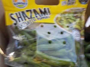lot 126 image: Box of Peppers...