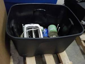 lot 143 image: 18 Gallon Tote with Cover and Conte...