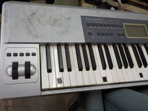lot 144 image: M-Audio Keystation Pro 88 As found...