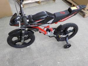 lot 160 image: Hyper RX 16 Speed Bike...