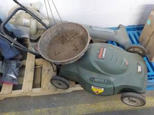 lot 228 image: Ryobi BlowerVacuum Galvanized Feed...