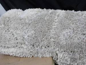 lot 245 image: Home Decorator 5 ft x 7 ft Ultra Pl...