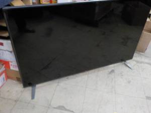 lot 272 image: 60 LG TV and remote- does not powe...