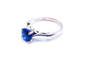 Stunning Verragio Signed 1 Carat Sapphire and Diamond Estate Ring in 18k White Gold Brand New