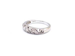 Elegant and Stylish Diamond Estate Ring in 18k White Gold
