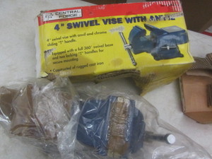 Bench Vise