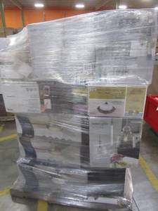 lot 19 image: WHOLESALE MIXED PALLET OF RETURNS - LIGHTING AND HOME DECOR