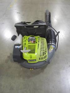 lot 158 image: Ryobi 185 MPH 510 CFM Gas Backpack Leaf Blower RY08420A