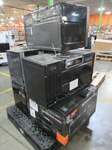 lot 215 image: WHOLESALE MIXED PALLET OF RETURNS, LIQUIDATIONS OR SHELF PULLS - SMALL APPLIANCES