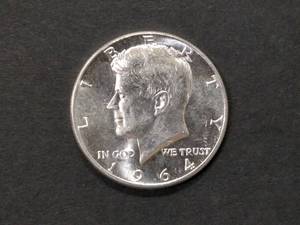 lot 107 image: 1964 AU Kennedy Silver Half Dollar...