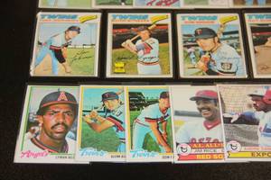 1977-1979 Topps Baseball Card Lot  28 Cards
