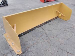 lot 603 image: 10 Snow Pusher (Skid Steer Attachment)
