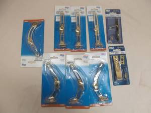 lot 8 image: Hardware