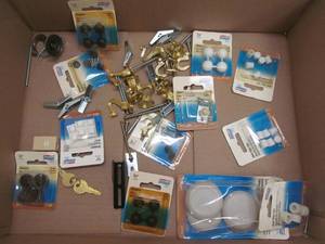 lot 18 image: hardware