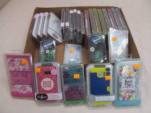 lot 65 image: cell phone covers