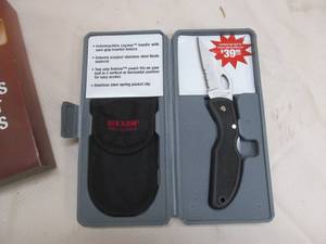 lot 70 image: Maxam Pro Series Knife