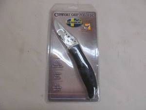 lot 73 image: Mossberg knife