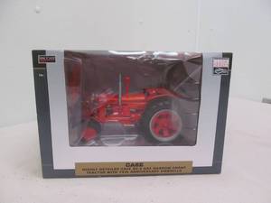 lot 110 image: die cast tractor