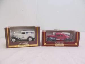 lot 142 image: die cast coin bank