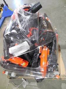 lot 7 image: WHOLESALE PALLET LOT OF BACK PACK BLOWERS