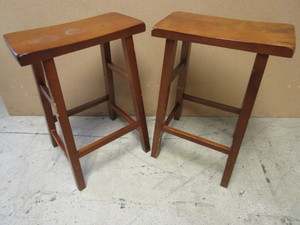 lot 453 image: MAINSTAYS WOOD STOOLS