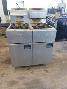 2 Anets Deep Fryers