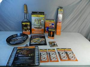 lot 48 image: Large Assortment of New BBQ Items