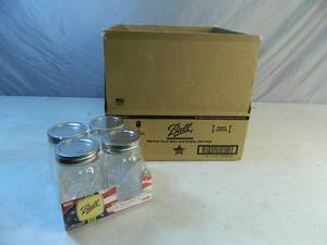 lot 64 image: New Case of 16 Ball Stars and Stripes Jars with Lids