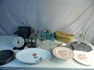 lot 117 image: Old Scale, China, and More