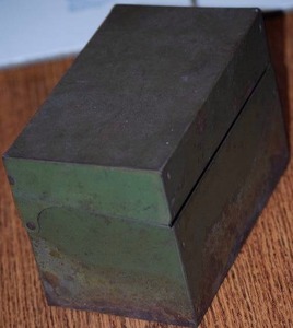 lot 27 image: card index metal file box Flip lid