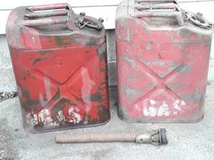 lot 101 image: 1950s Jerry cans (x2) w flex nozzle