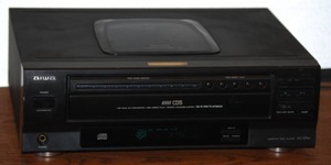lot 38 image: Aiwa xc-37m compact disc. player