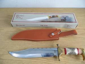 Trophy Stag Bowie Knife