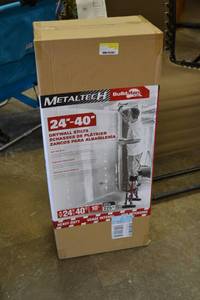 lot 11 image: NEW MetalTech Drywall Stilts