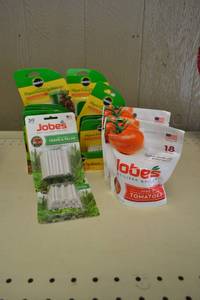 lot 24 image: Lot of Jobes and Miracle Gro Plant Spikes