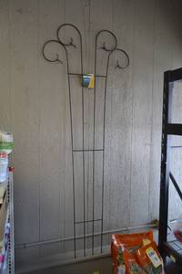 lot 93 image: Black Garden Trellis 74-12 x 29-12