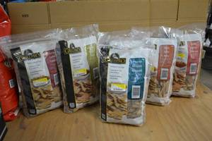 lot 141 image: (6) Bags Assorted Barbeque Wood Chips