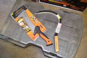 lot 186 image: Fiskers Multi-Purpose Trim Saw and Grass Hook