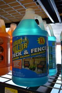 lot 165 image: 2 Gallons Krud Kutter Pressure Washer Concentrate - Deck and Fence