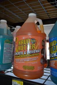 lot 166 image: 2 Gallons Krud Kutter Pressure Washer Concentrate - Concrete and Driveway