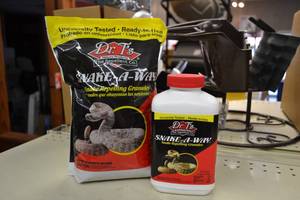 lot 216 image: 2 Packages Dr. Ts Snake Repellent
