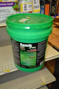 lot 241 image: Ramik Green Rat and Mice Bait Packs