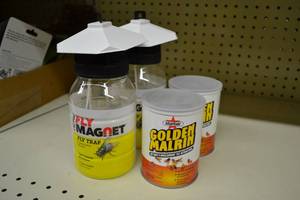 lot 244 image: Fly Traps and Bait
