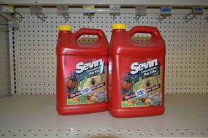 lot 265 image: (2) Jugs SEVIN Concentrate Bug Killer