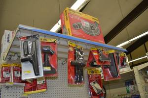 lot 383 image: (8) Shop-vac Attachments 1-12 to 1-14 Hose Size