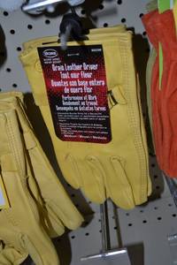 lot 456 image: (2) Pair Grain Leather Driver Gloves Size Medium