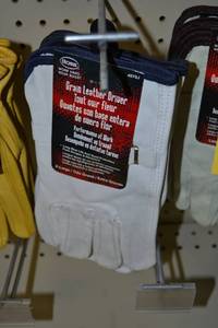 lot 434 image: (3) Pair Grain Leather Driver Gloves Size X-Large