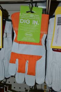lot 413 image: (5) Pair Womens Pigskin Palm Work Gloves One Size Fits all